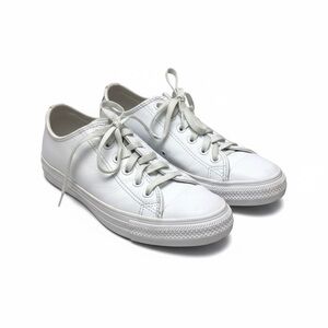 Converse All Stars White Leather size 6 men’s, size 8 women’s
